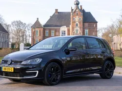 Zwart Gebruikt 2015 VW Golf VII GTE Hatchback | € 10.500 (Eerlijke prijs)