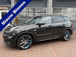 Zwart Gebruikt 2022 Lynk & Co 01 SUV | € 22.500 (Goede deal)