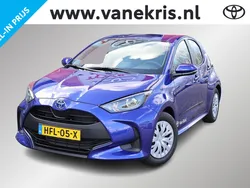 Blauw Gebruikt 2025 Toyota Yaris Hybrid Comfort Hatchback | € 25.666 (Eerlijke prijs)