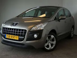 Grijs Gebruikt 2011 Peugeot 3008 MPV | € 3.950 (Eerlijke prijs)