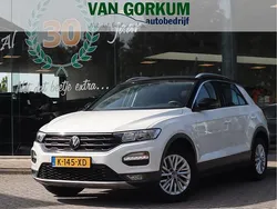 Wit Gebruikt 2021 VW T-Roc Business SUV | € 16.950 (Eerlijke prijs)
