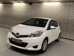 Wit Gebruikt 2013 Toyota Yaris MPV | € 6.100
