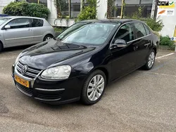 Zwart Gebruikt 2007 VW Jetta Comfortline Sedan | € 2.999 (Eerlijke prijs)