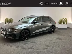 Grijs Gebruikt 2024 Audi A3 Sportback e-tron Ambiente Sedan | € 41.895 (Super prijs)