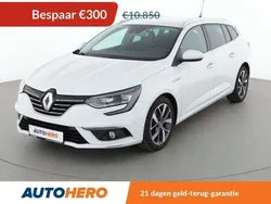 Wit Gebruikt 2016 Renault Mégane III Bose Edition Hatchback | € 10.449 (Eerlijke prijs)
