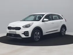 Wit, metallic lak Gebruikt 2022 Kia Niro SUV | € 22.700 (Super prijs)