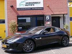 Zwart, metallic lak Gebruikt 2016 Jaguar F-Type Coupé | € 39.950 (Eerlijke prijs)