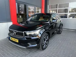 Zwart Gebruikt 2021 Volvo XC40 Inscription SUV | € 36.750 (Eerlijke prijs)
