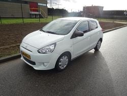 Wit Gebruikt 2015 Mitsubishi Space Star Hatchback | € 3.895 (Super prijs)