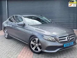 Grijs Gebruikt 2016 Mercedes E220 Sedan | € 13.500