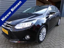 Zwart, metallic lak Gebruikt 2012 Ford Focus Hatchback | € 6.450 (Eerlijke prijs)