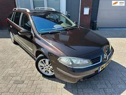 Bruin Gebruikt 2005 Renault Laguna GrandTour Stationwagen | € 2.750 (Eerlijke prijs)