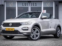 Grijs, metallic lak Gebruikt 2021 VW T-Roc Cabriolet Style Cabriolet | € 28.400 (Eerlijke prijs)