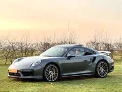 Grijs, metallic lak Gebruikt 2016 Porsche 991 Coupé | € 144.950 (Eerlijke prijs)