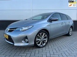 Grijs Gebruikt 2013 Toyota Auris Touring Sports Stationwagen | € 10.950 (Iets duurder)