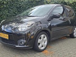 Zwart Gebruikt 2010 Renault Twingo Rip Curl Hatchback | € 2.950 (Eerlijke prijs)