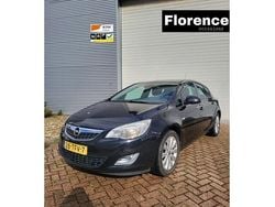 Zwart Gebruikt 2012 Opel Astra Edition Hatchback | € 1.945 (Super prijs)