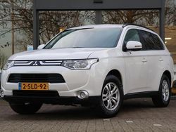 Wit Gebruikt 2013 Mitsubishi Outlander Intense SUV | € 10.995 (Goede deal)