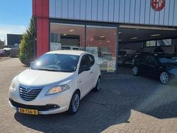 Wit Gebruikt 2011 Lancia Ypsilon Platinum Hatchback | € 3.950 (Eerlijke prijs)