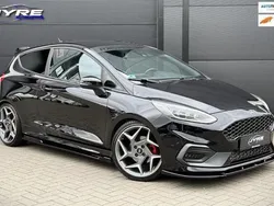 Zwart Gebruikt 2020 Ford Fiesta ST Hatchback | € 21.295 (Eerlijke prijs)