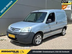Grijs Gebruikt 2005 Peugeot Partner Avantage MPV | € 2.499 (Iets duurder)