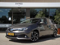 Gebruikt 2017 Toyota Auris Hybrid Executive | € 16.400 (Eerlijke prijs)