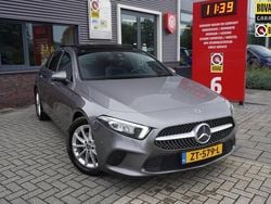 Grijs Gebruikt 2018 Mercedes A200 Business Hatchback | € 22.845 (Goede deal)