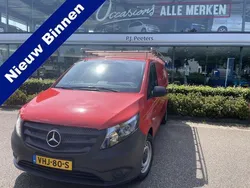Rood Gebruikt 2020 Mercedes Vito MPV | € 18.950 (Eerlijke prijs)