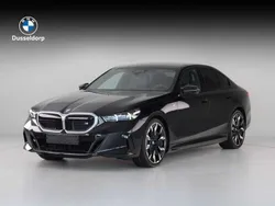 Zwart Nieuw 2024 BMW i5 Comfort Edition Sedan | € 96.950