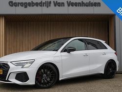 Wit Gebruikt 2021 Audi A3 Sportback Competition Hatchback | € 34.950 (Eerlijke prijs)