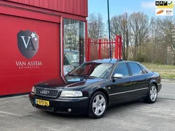 Zwart, metallic lak Gebruikt 2002 Audi A8 Exclusive Sedan | € 2.699