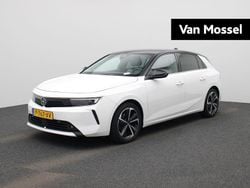 Hatchback Gebruikt 2022 Opel Astra Business Elegance Hatchback | € 21.740 (Eerlijke prijs)