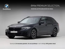 Carbonschwarz (donker blauw metallic) Gebruikt 2024 BMW 520 Comfort Edition Stationwagen | € 54.450