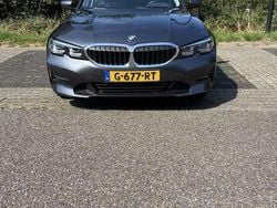 Grijs Gebruikt 2020 BMW 320 Executive Sedan | € 22.000 (Eerlijke prijs)