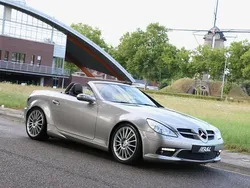 Beige Gebruikt 2005 Mercedes SLK350 AMG Cabriolet | € 27.900
