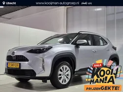 Grijs Gebruikt 2023 Toyota Yaris Cross Active SUV | € 26.249 (Eerlijke prijs)