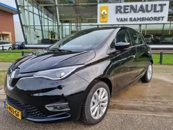 Zwart, metallic lak Gebruikt 2020 Renault Zoe Intens Hatchback | € 17.950