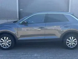 Grijs Gebruikt 2018 VW T-Roc SUV | € 19.750 (Eerlijke prijs)