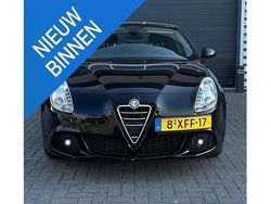Zwart Gebruikt 2011 Alfa Romeo Giulietta Distinctive Hatchback | € 3.495 (Super prijs)