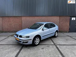 Blauw Gebruikt 2005 Seat Leon Stella Hatchback | € 1.399 (Goede deal)