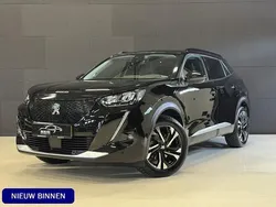 Zwart Gebruikt 2020 Peugeot e-2008 Allure SUV | € 15.400 (Eerlijke prijs)