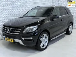 Zwart Gebruikt 2012 Mercedes ML350 SUV | € 14.999