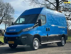 Blauw Gebruikt 2015 Iveco Daily Van | € 11.950 (Super prijs)