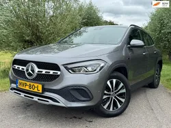 Grijs Gebruikt 2020 Mercedes GLA250 Business SUV | € 32.950 (Super prijs)