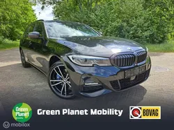 Zwart Gebruikt 2021 BMW 330 M Sport Stationwagen | € 37.900 (Eerlijke prijs)