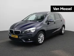 Blauw Gebruikt 2018 BMW 218 Executive Stationwagen | € 17.900 (Goede deal)