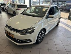 Wit Gebruikt 2015 VW Polo Edition Hatchback | € 8.950 (Eerlijke prijs)