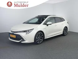 Wit Gebruikt 2020 Toyota Corolla Premium Stationwagen | € 27.945 (Iets duurder)