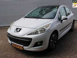 Wit Gebruikt 2010 Peugeot 207 Hatchback | € 2.150 (Eerlijke prijs)