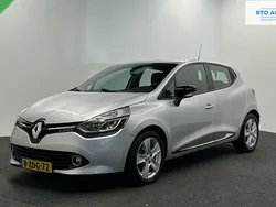 Grijs Gebruikt 2014 Renault Clio IV Expression Hatchback | € 7.000 (Eerlijke prijs)